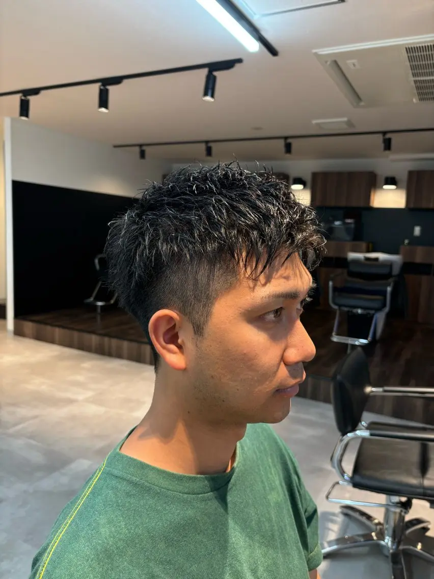 メンズ ツーブロック 刈り上げ 保立フェザーパーマ 大人メンズヘア船橋駅のヘアスタイル