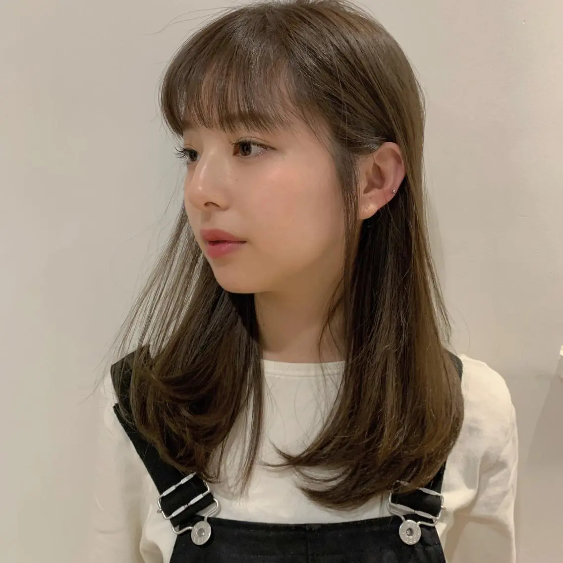 セミロング 村澤 拓弥のヘアスタイル