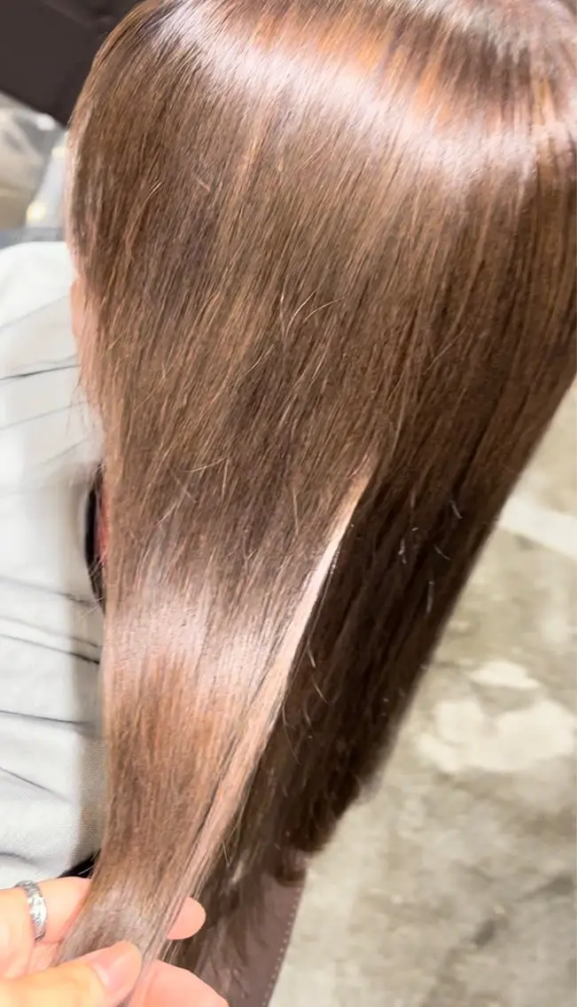 カラー ベージュカラー ブリーチ 瓦井 慧のヘアスタイル