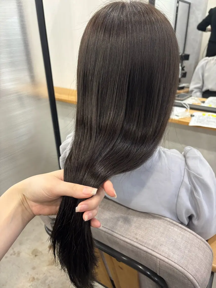 ロング カラー ブラウンカラー オリーブブラウン ヘアカラー トリートメント Trip大名 AZUのヘアスタイル