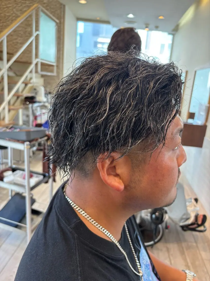 カラー パーマ メンズ カット おもだか　がく /横須賀中央のヘアスタイル