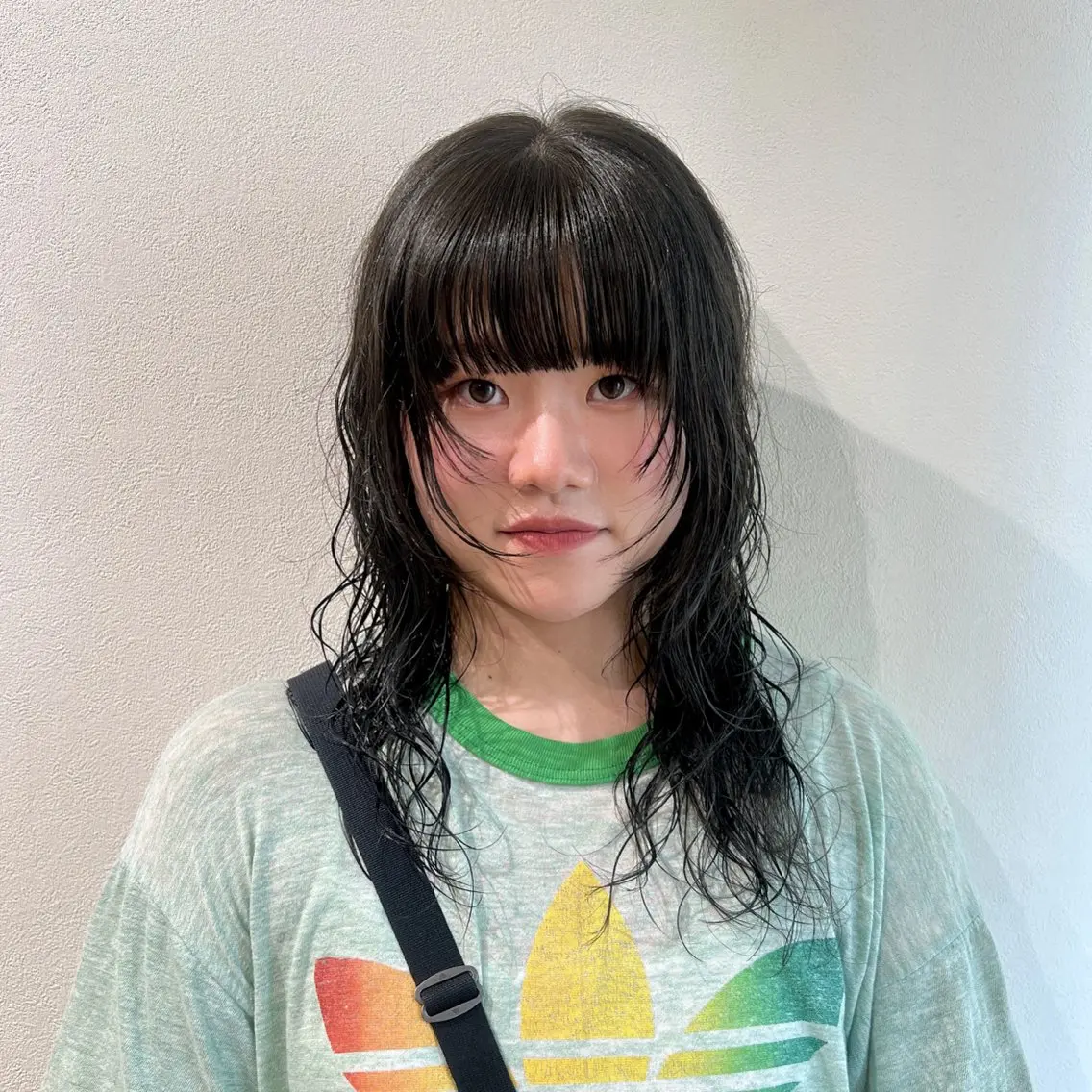 ミディアム カラー パーマ ブラウンカラー 透明感カラー グレージュ オリーブブラウン オリーブカラー ヘアカラー トリートメント 𝙎𝙚𝙞𝙧𝙖 ☆カット/パーマのヘアスタイル