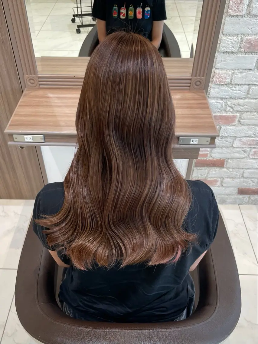 カラー ヘアカラー 藤田 実優のヘアスタイル