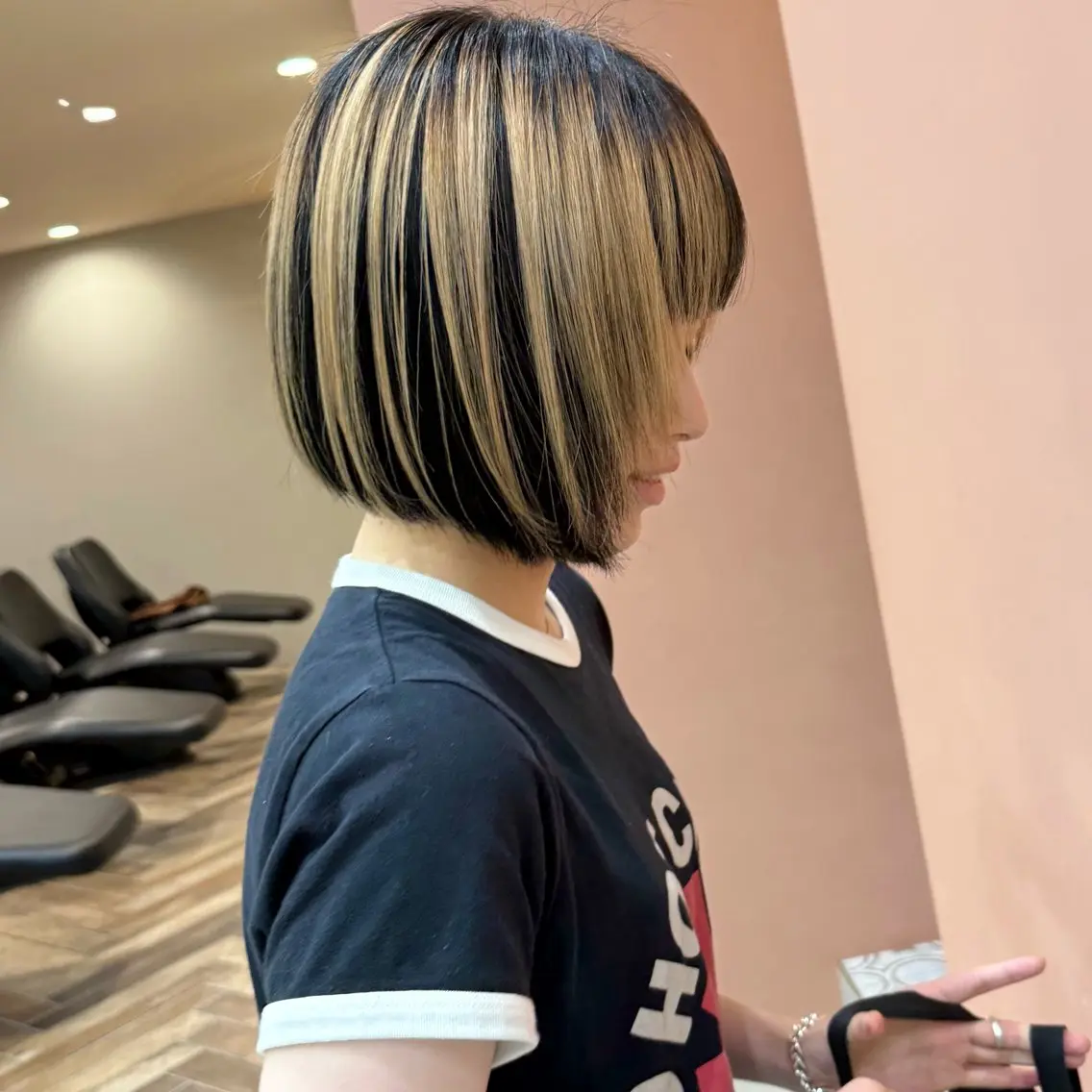 ミディアム カラー カット ヘアカラー 艶ブリーチカラー✨ ボブレイヤーSakiのヘアスタイル