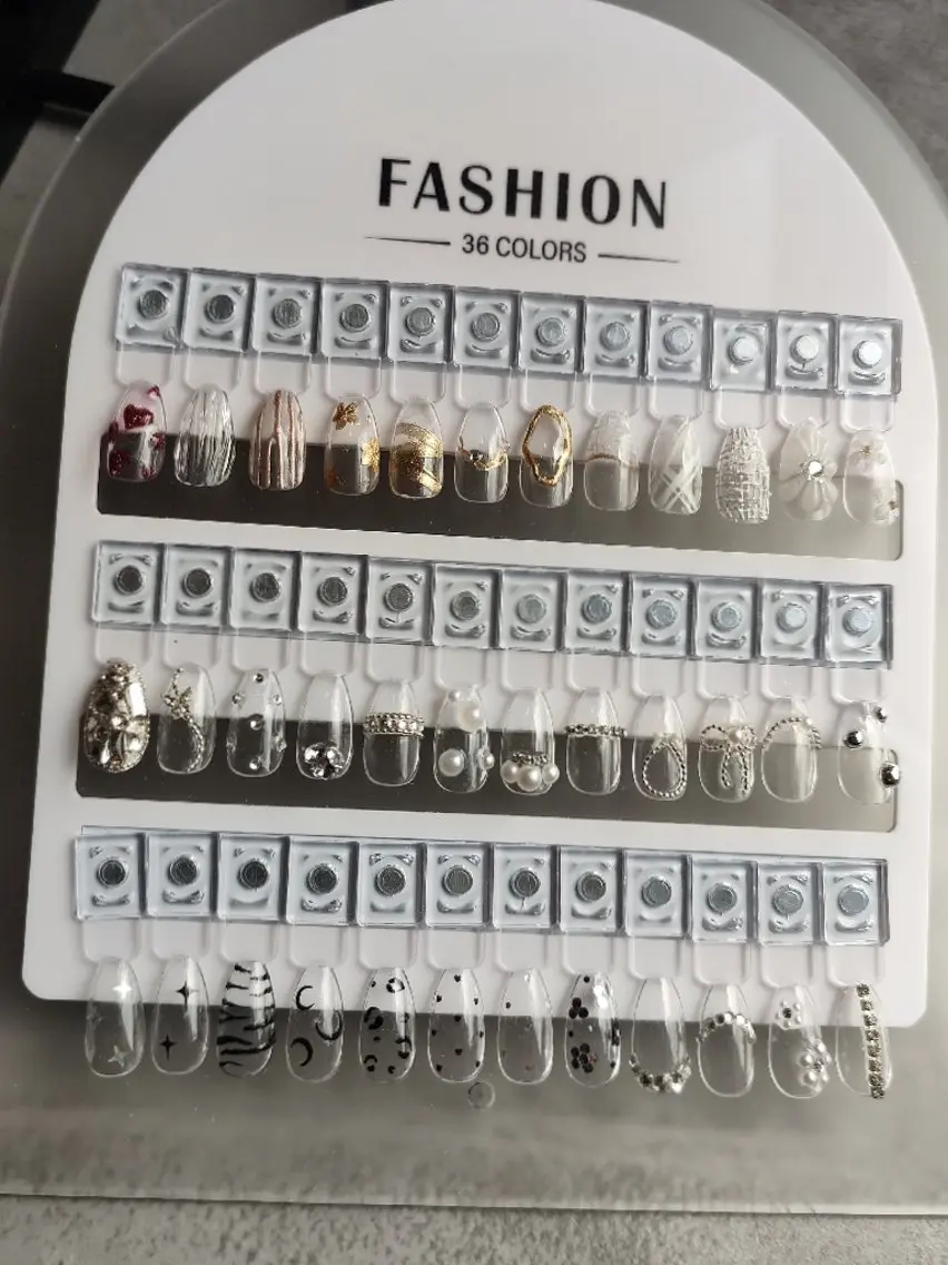 ネイル ワンカラーネイル carol nailのネイルデザイン