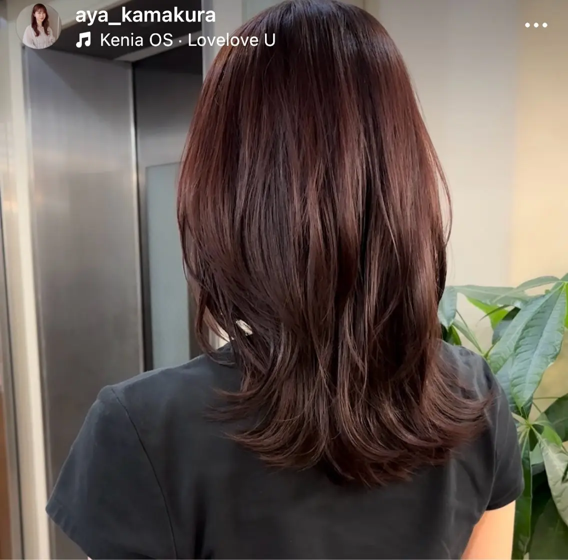 ミディアム くびれヘア くびれレイヤー レイヤーカット 鎌倉 彩のヘアスタイル