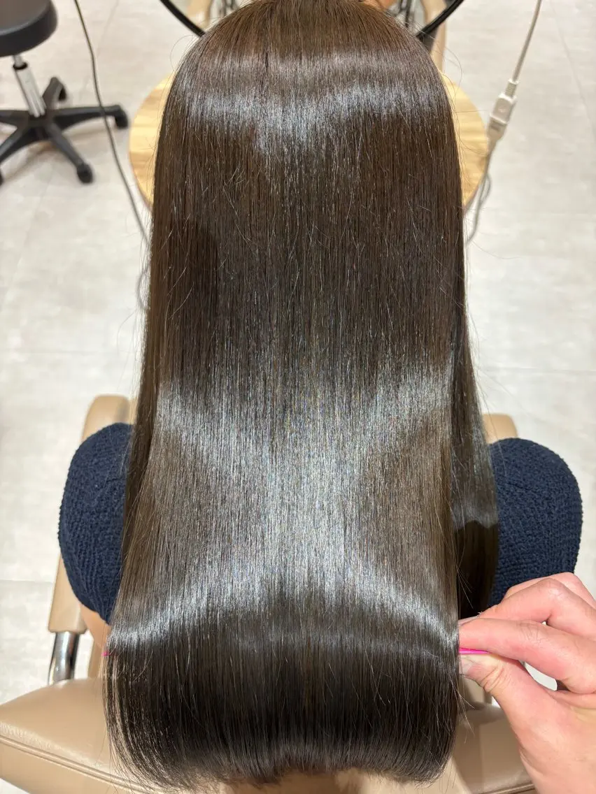 ロング カラー ブリーチ 透明感カラー ブリーチなしカラー 髪質改善 ヘアカラー トリートメント 京都駅/透明感カラー /髪質改善/岩崎拓郎のヘアスタイル