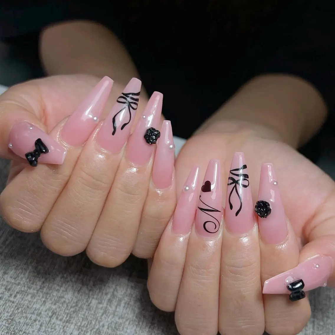 ネイル オーロラネイル クリアネイル 成人式 フラッシュネイル ジェルネイル ハンドネイル Amee Nail Salonのネイルデザイン