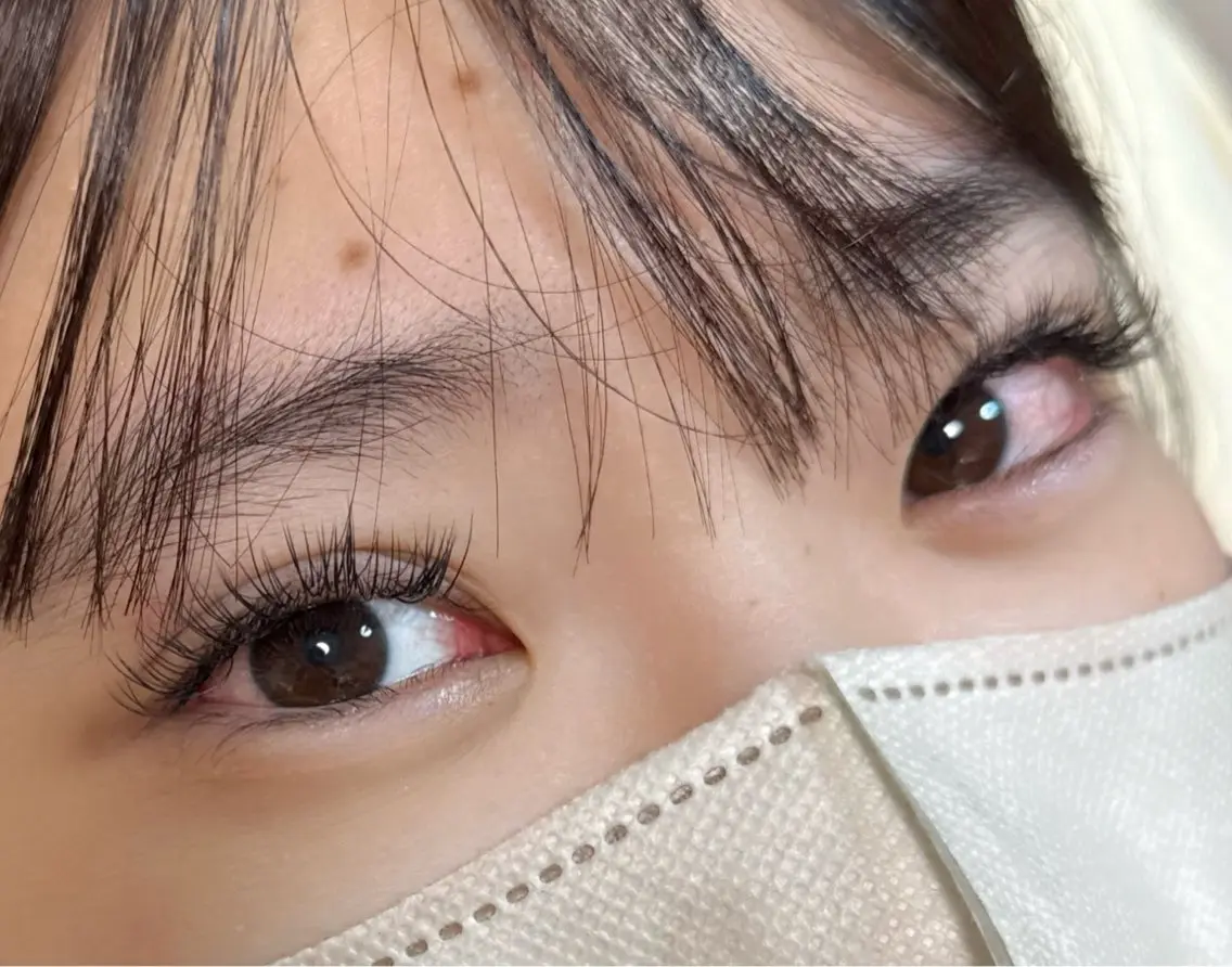 フラットエクステ120本の写真