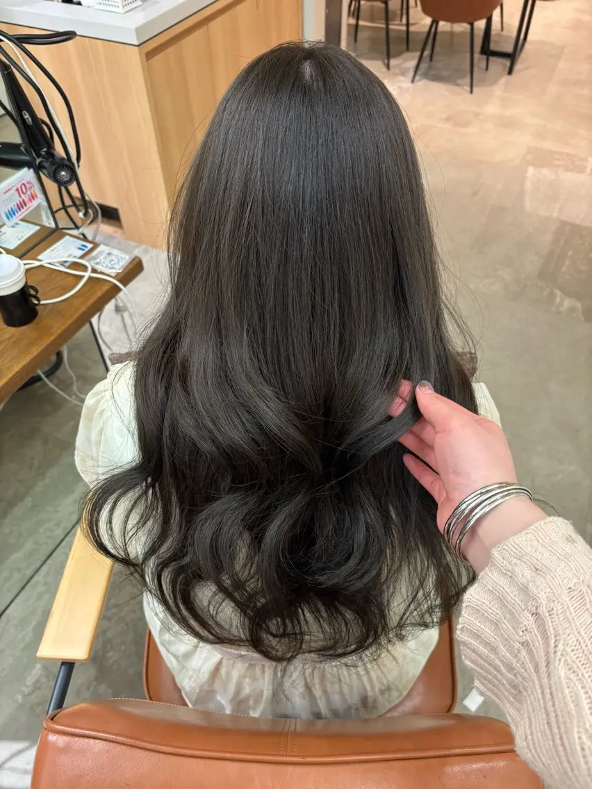 カラー 透明感カラー ヘアカラー 𝐚𝐲𝐚𝐧𝐞 透明感カラー/淡めのヘアスタイル