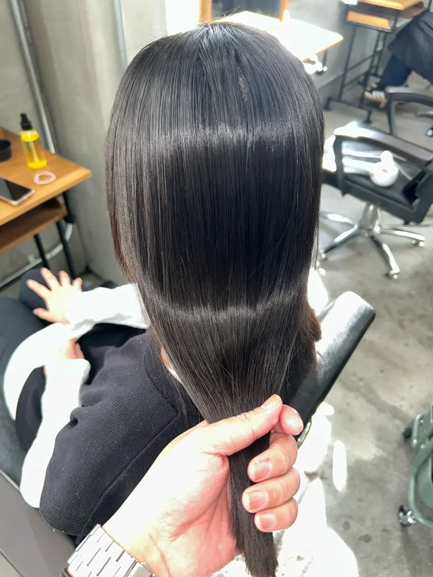 セミロング カット 縮毛矯正 トリートメント 🌟髪質改善と艶 ✨相場つかさのヘアスタイル