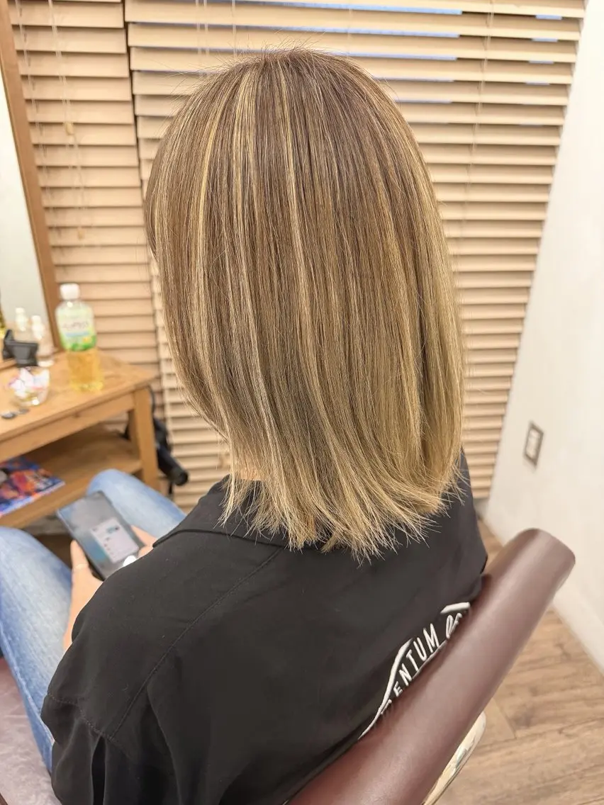 ミディアム カラー ヘアカラー トリートメント ハイライト⭐️上野 高広のヘアスタイル