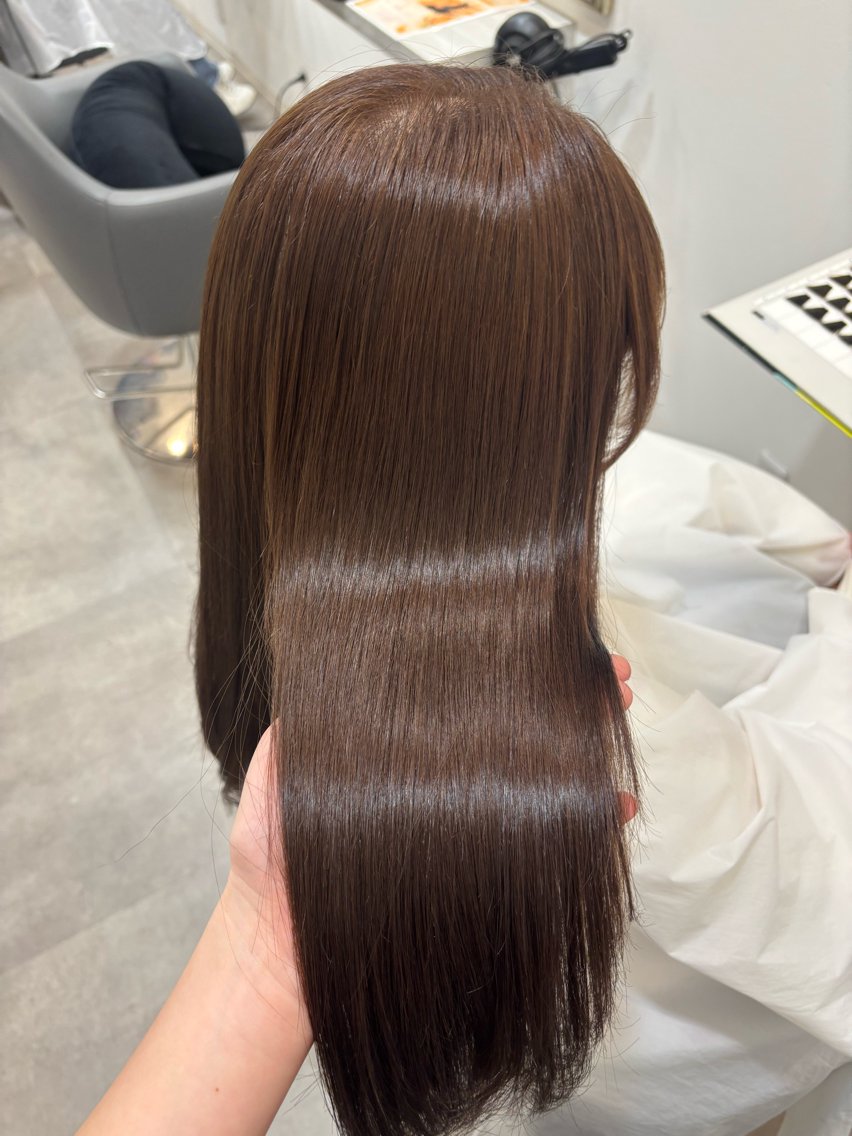 セミロング カラー 河面 咲良のヘアスタイル