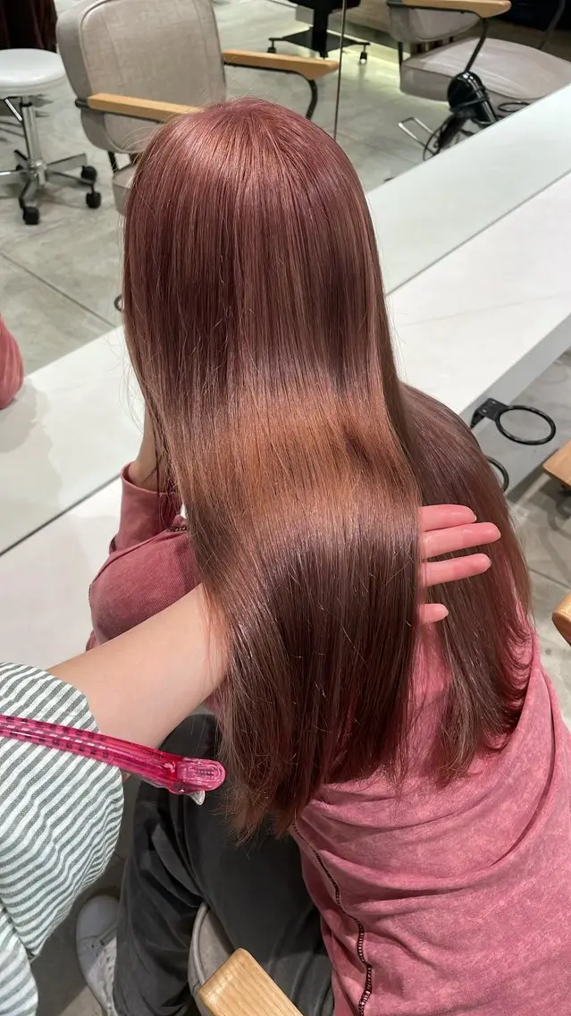カラー ベージュカラー ブリーチ ピンクカラー hana🍑 ブリーチなしピンクのヘアスタイル