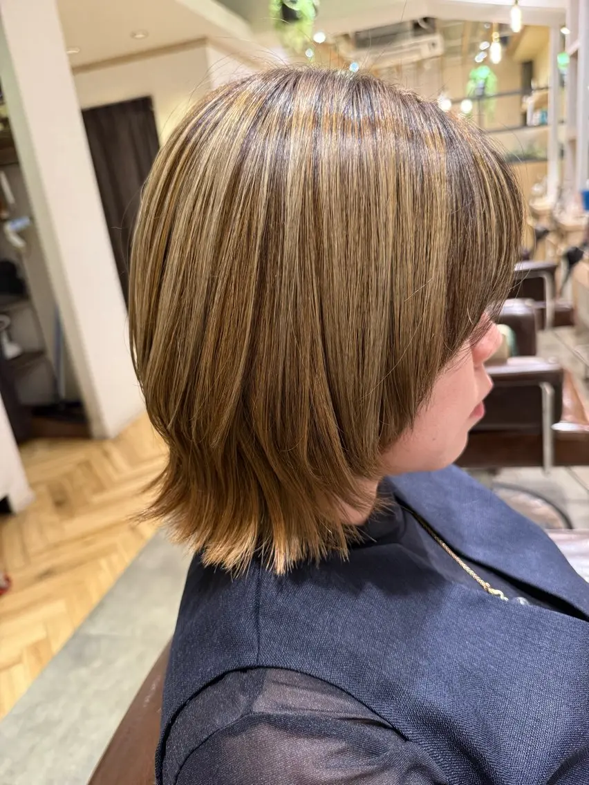 ショート ボブレイヤー ボブ レイヤーカット 永沼 美月のヘアスタイル