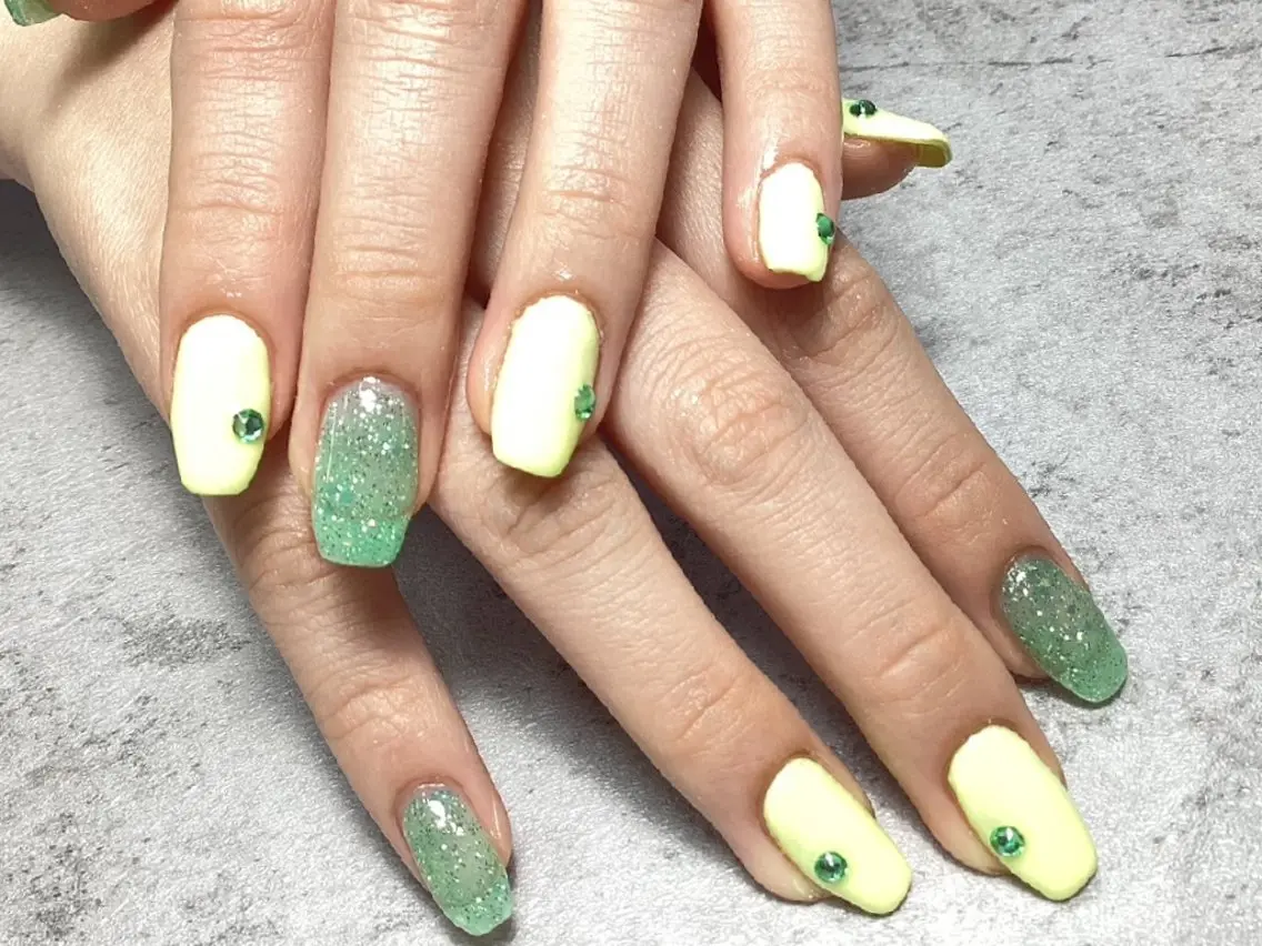 ネイル ワンカラーネイル 春ネイル k+1💅🏻 miyukiのネイルデザイン