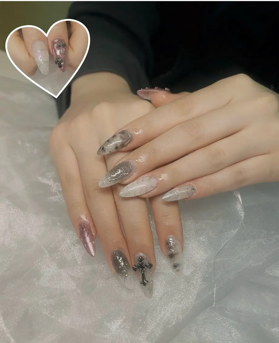 ネイル ハンドネイル HIN NAILのネイルデザイン