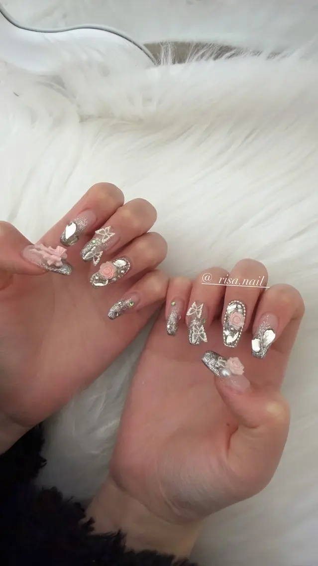 ネイル ハンドネイル 🅁nail🪞✨ risa🎀のネイルデザイン