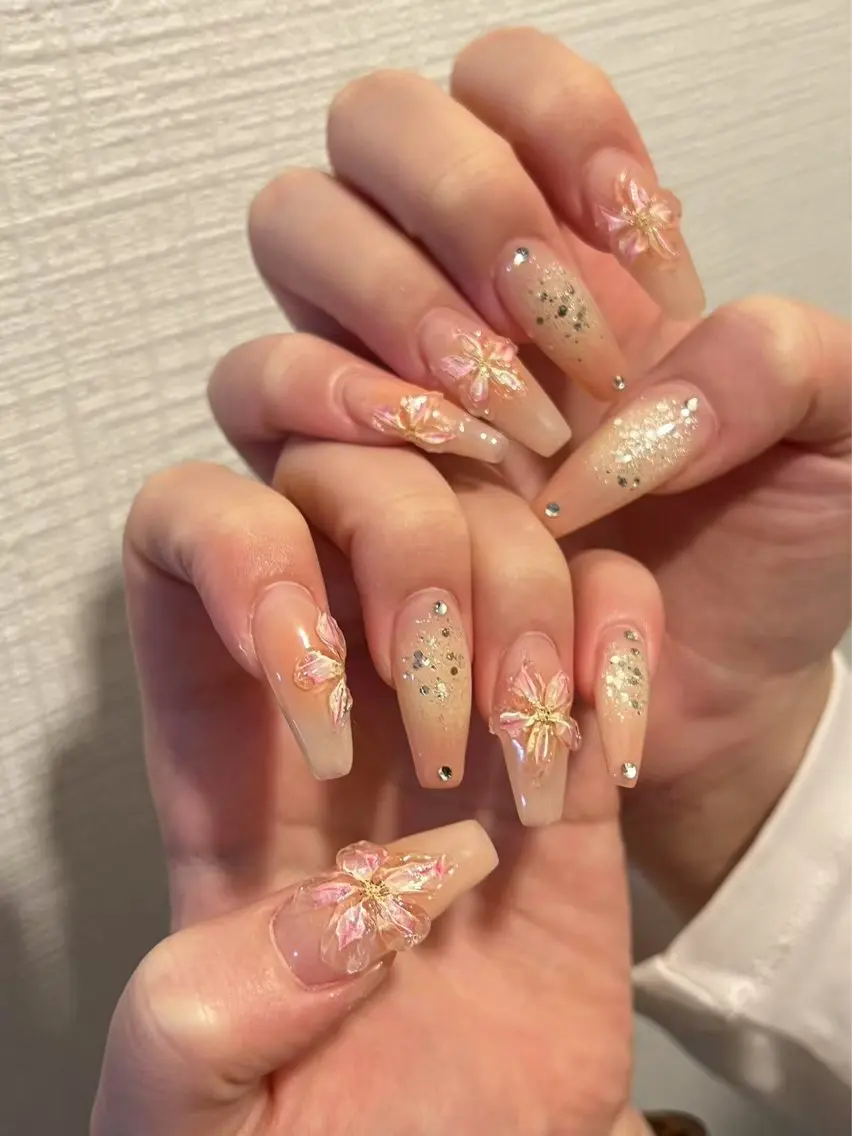 ネイル ハンドネイル Luna Gladeのネイルデザイン