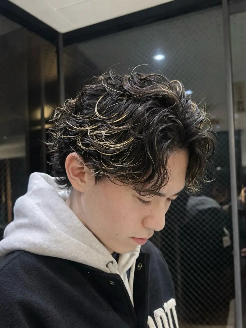 ショート パーマ メンズ ショートヘア カット パーマ トリートメント 🇺🇸サーフカール 🇺🇸ケンシロウのヘアスタイル