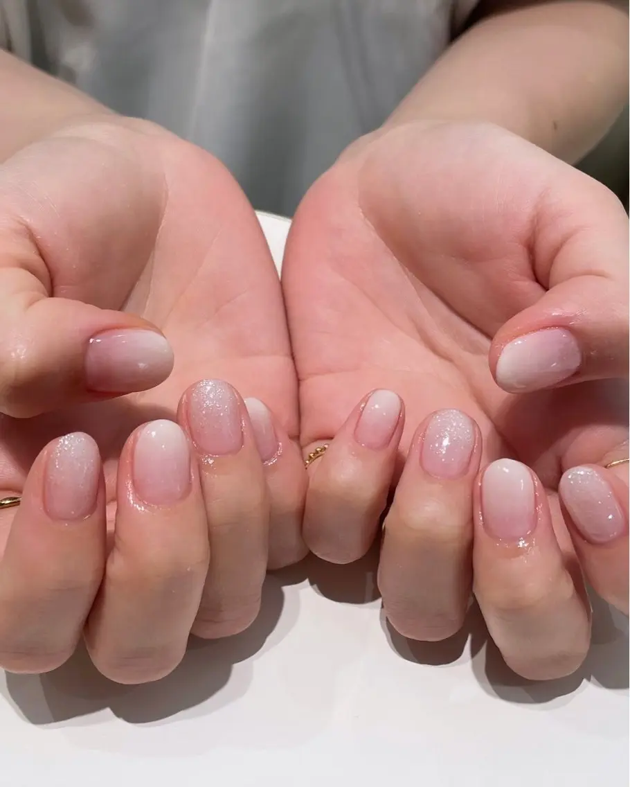 ネイル オフィスネイル 肝付 朋佳のネイルデザイン
