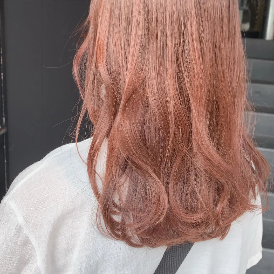 セミロング カラー ベージュカラー ブリーチ ブリーチなしカラー ピンクカラー ピンクベージュ カット ヘアカラー トリートメント 萌花　moeka /韓国/レイヤーのヘアスタイル