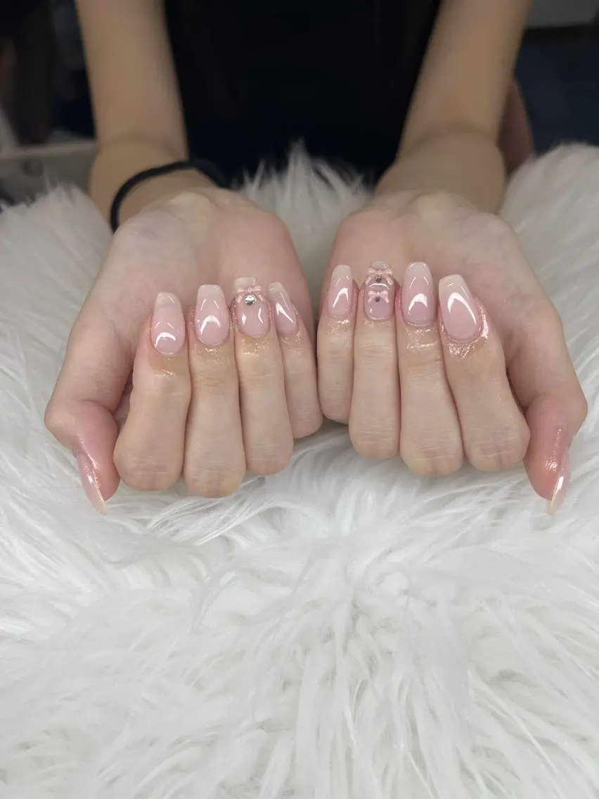 カラー RUBY NAIL SPAのネイルデザイン