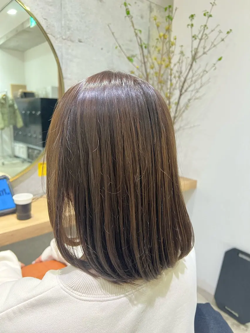 カラー ベージュカラー オリーブベージュ ヘアカラー トリートメント garden🌿 寺田愛華のヘアスタイル