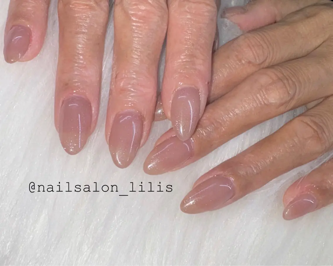 ネイル ハンドネイル nailsalon Lilisのネイルデザイン