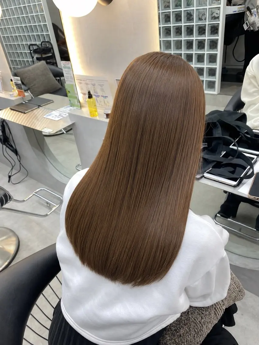 セミロング カット 縮毛矯正 トリートメント 🦋韓国風レイヤー/ 艶髪矯正🦋凛太郎のヘアスタイル