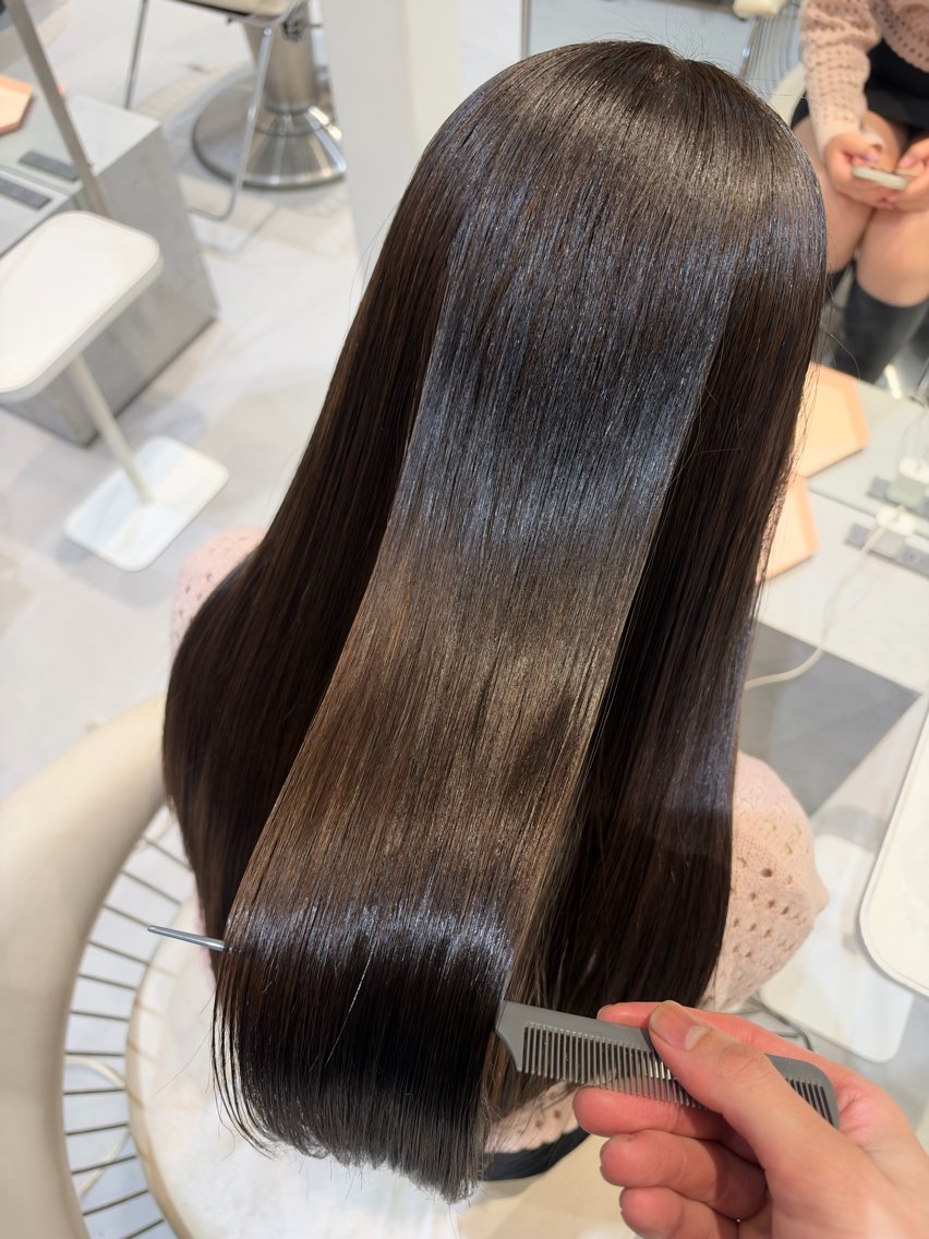 ロング カラー 透明感カラー グレージュ 学生 髪質改善 トリートメント ヘアカラー トリートメント 💎透明感カラー特化 💎TAISEIのヘアスタイル
