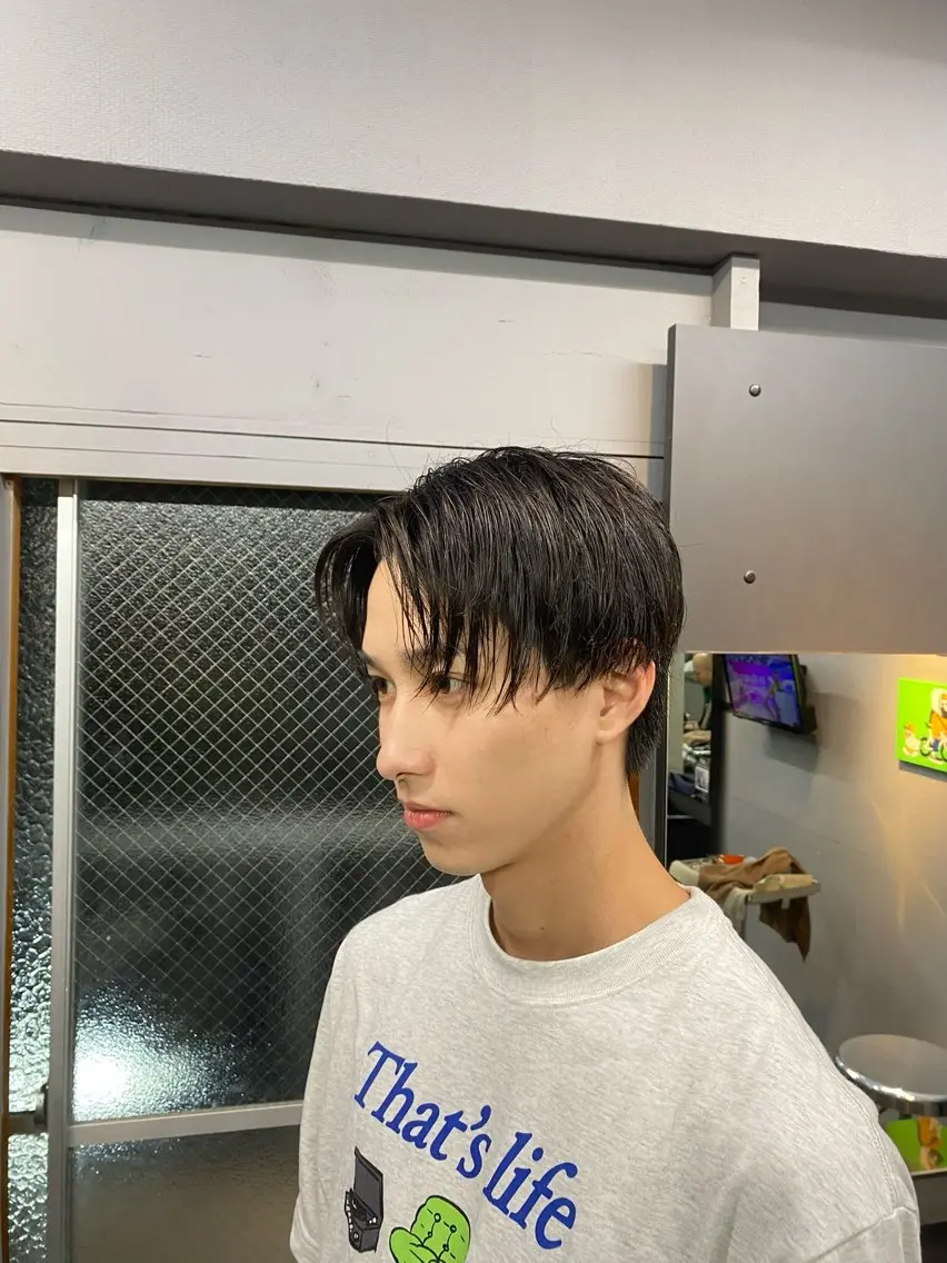 ショート メンズ センターパート カット トリートメント ヘアセット 中目黒 たまきのヘアスタイル