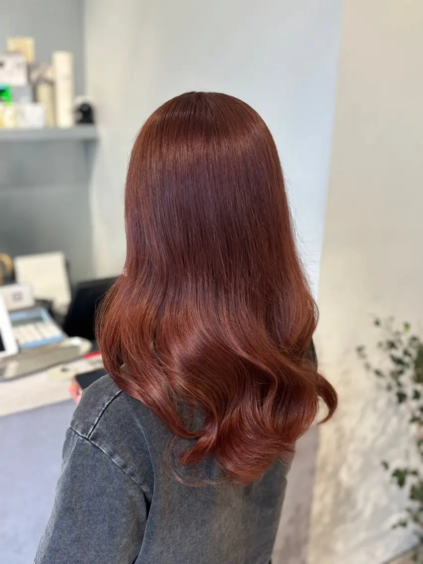 セミロング カラー ヘアカラー 山森 沙耶のヘアスタイル