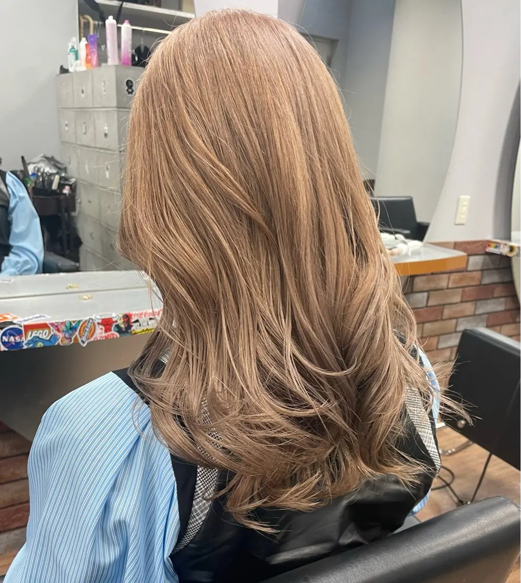 ロング ヘアカラー トリートメント 艶髪/ブリーチカラー 蓮のヘアスタイル