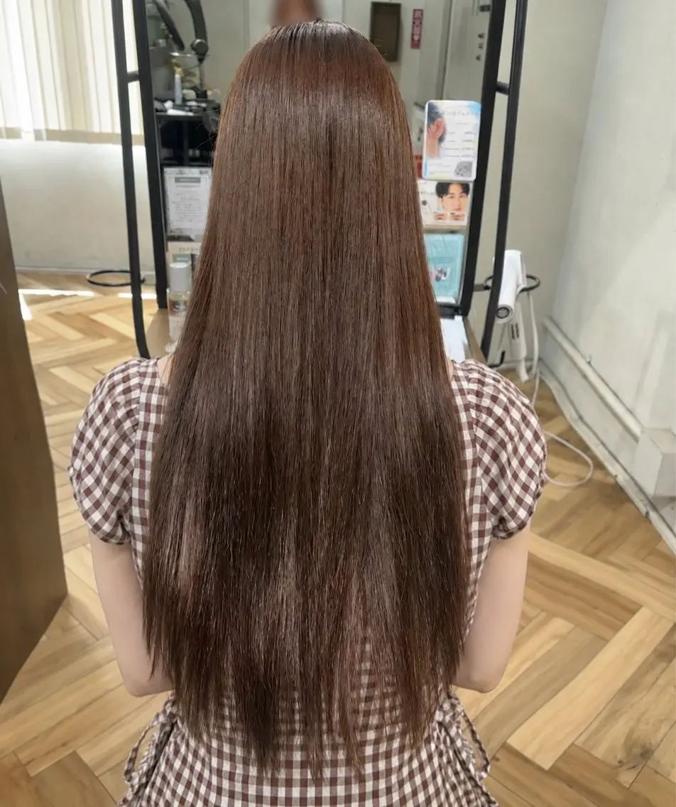 ロング トリートメント トリートメント オリーブ︴グレージュ ︴透明感カラー︴真凜のヘアスタイル