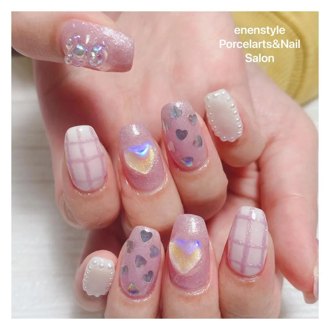 ミディアム ネイル 🐾enen style 🐾のネイルデザイン