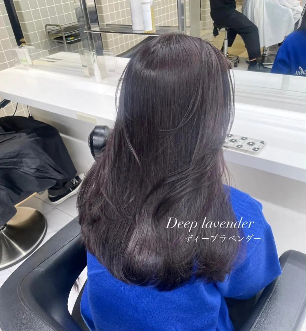 ミディアム カラー 抜け感レイヤー︴ ニュアンスカラーのヘアスタイル
