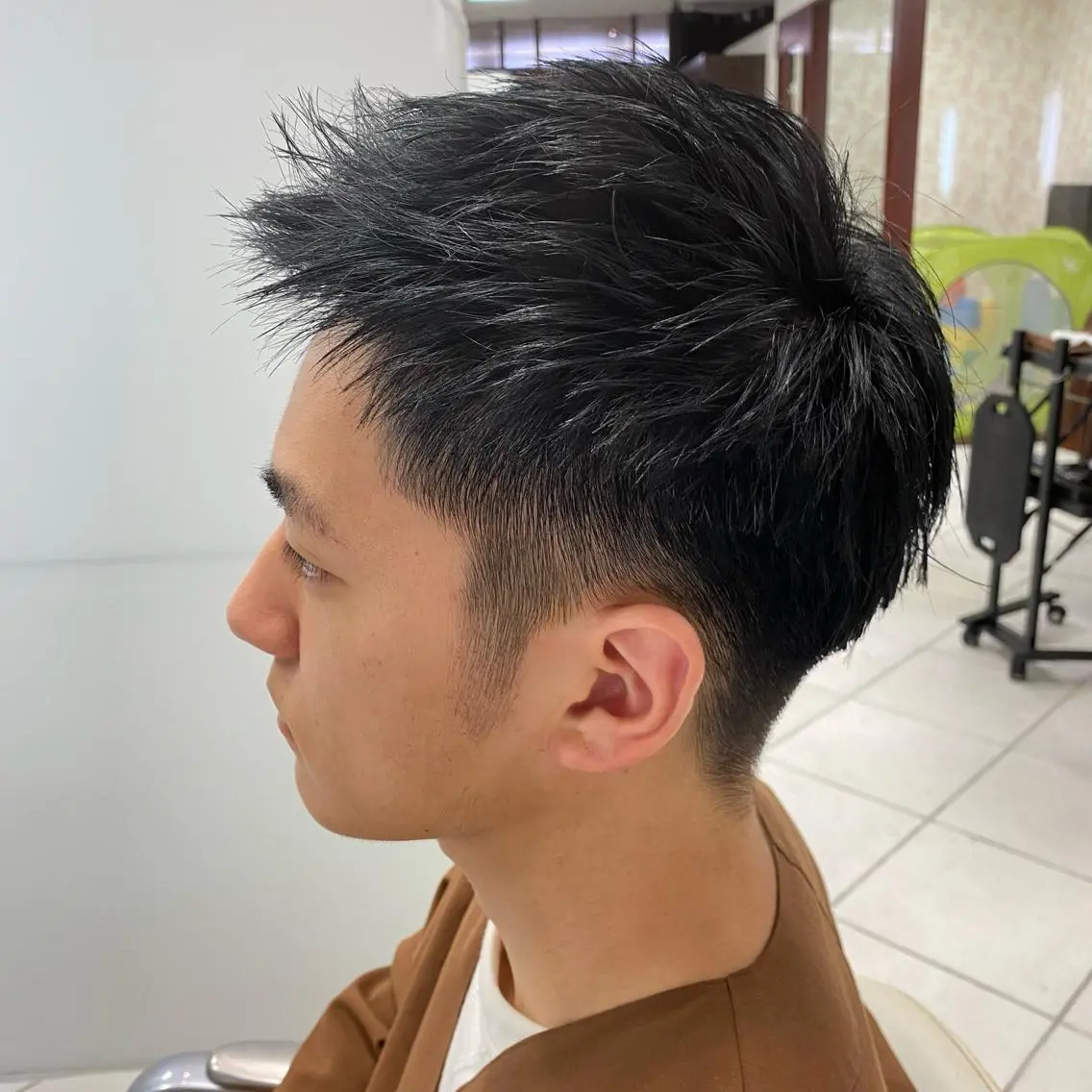 ショート サイトウ リョウヤのヘアスタイル