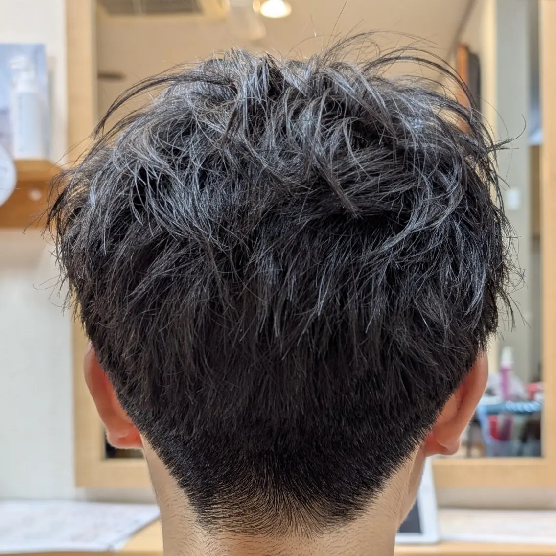 ショート カット ヘッドスパ 小島 崇子のヘアスタイル