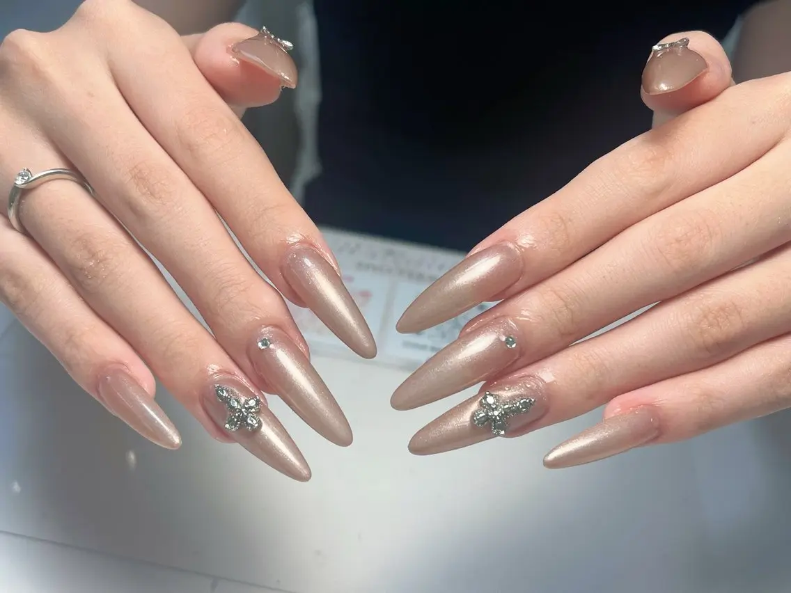 ネイル マグネットネイル 持ち込み ワンホンネイル 心斎橋Mione nail salonのネイルデザイン