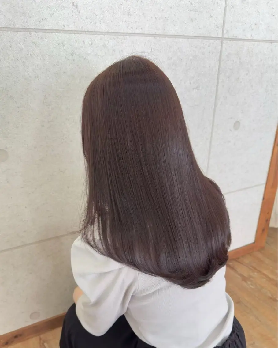 カラー Hip's eyes meiのヘアスタイル