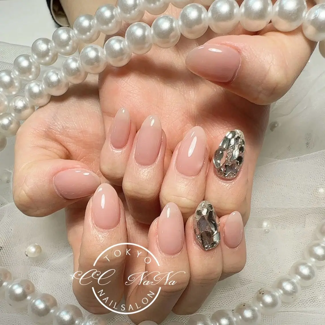 ネイル キラキラネイル シンプルネイル ハンドネイル 💎CC・NaNa 韓国風ネイル🌙Cのネイルデザイン