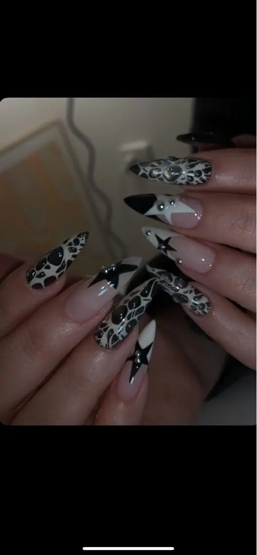 ネイル ハンドネイル NiJi Nailsのネイルデザイン