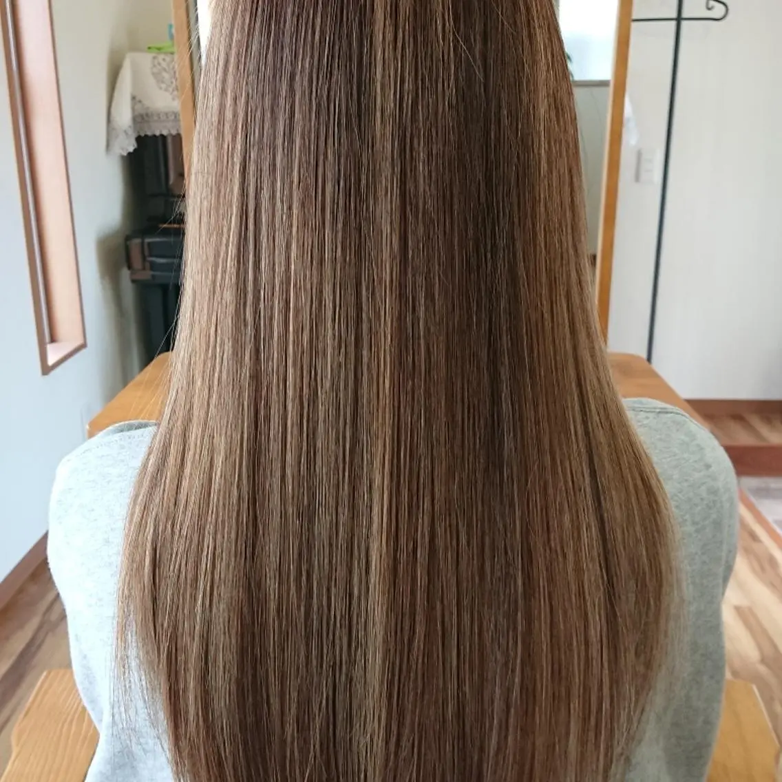 ロング ハイライト カット 縮毛矯正 トリートメント crea   芦田 武栄のヘアスタイル