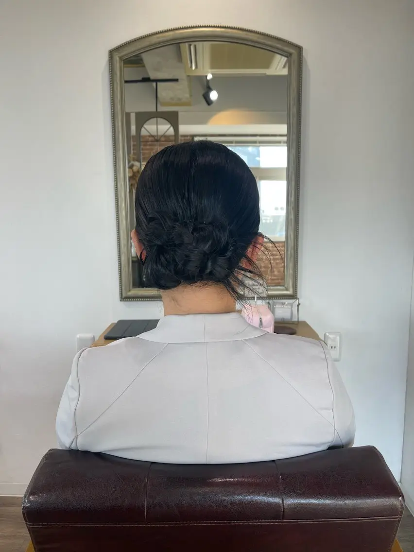 セミロング ヘアアレンジ ヘアセット Felice Erikaのヘアスタイル