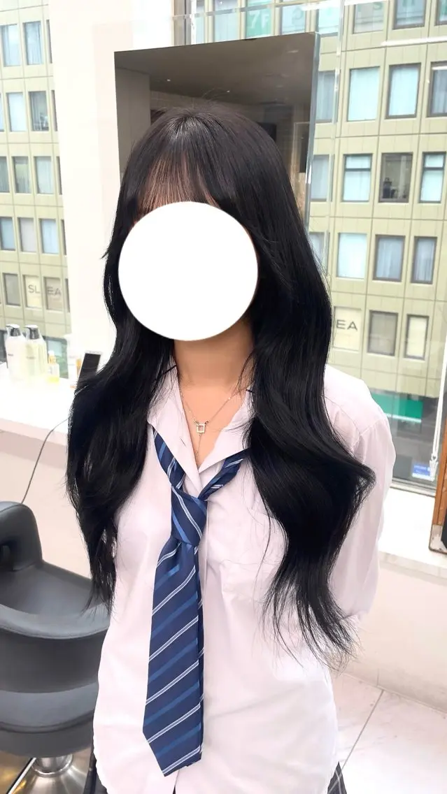 ロング ヘアカラー トリートメント 🖤暗髪 | 艶髪 ｜透明感カラー　ゆりのヘアスタイル