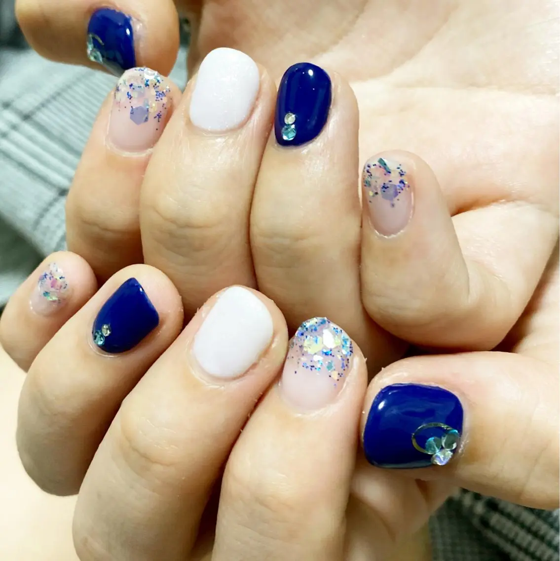 ネイル オーロラネイル フレンチネイル ジェルネイル キラキラネイル 韓国ネイル Nail Salon Dream Mamのネイルデザイン
