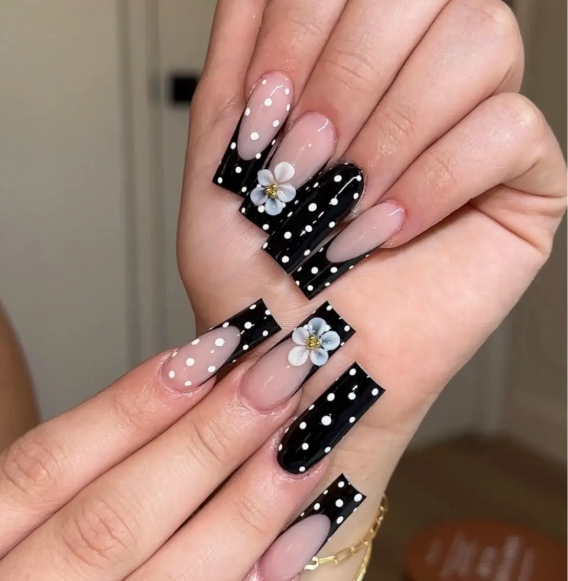 ネイル ハンドネイル NiJi Nailsのネイルデザイン
