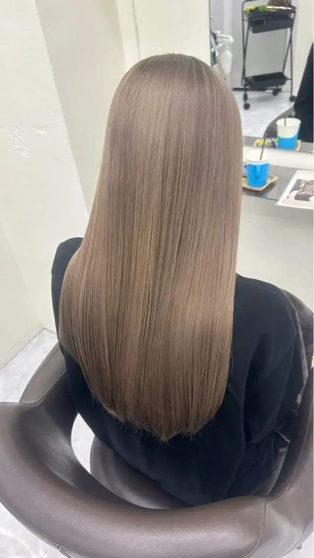 ロング カット ヘアカラー ブリーチなしダブル カラー上山裕己のヘアスタイル