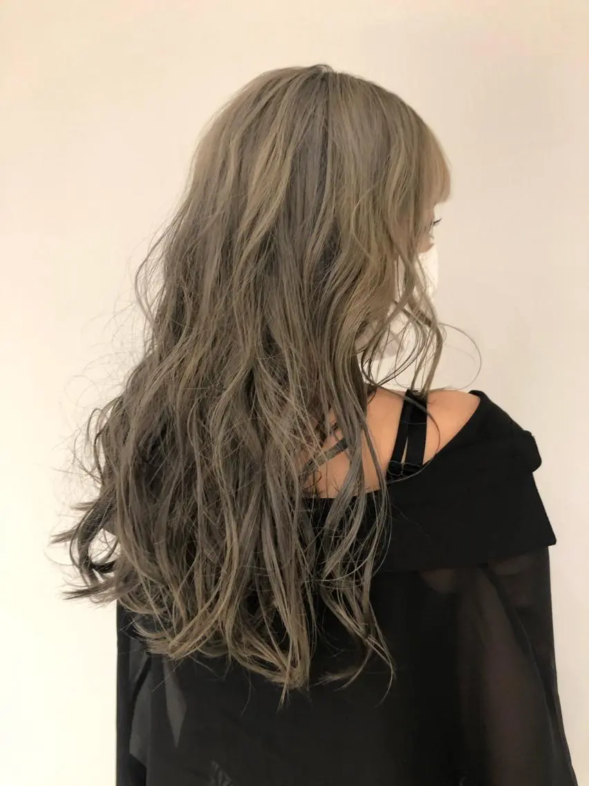 ダブルカラー(ケアブリーチ)¥17,600→10,900の写真